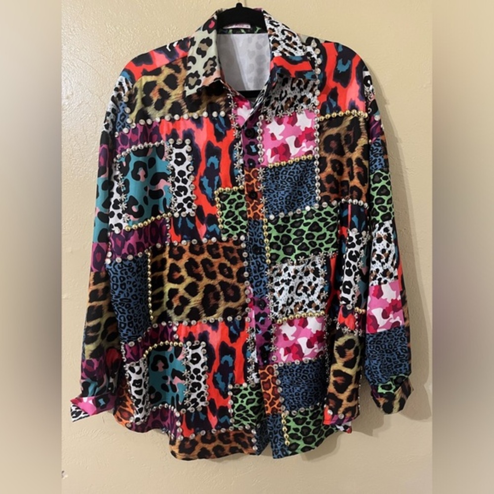 La' Ros Women's Embellished Beaded Button Down Long Sleeve Top Leopard